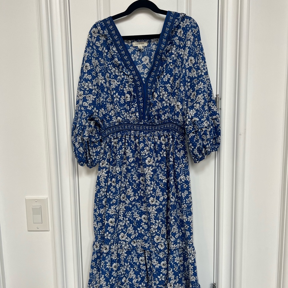 Beautiful blue floral boho dress by Max studio. Perfect condition